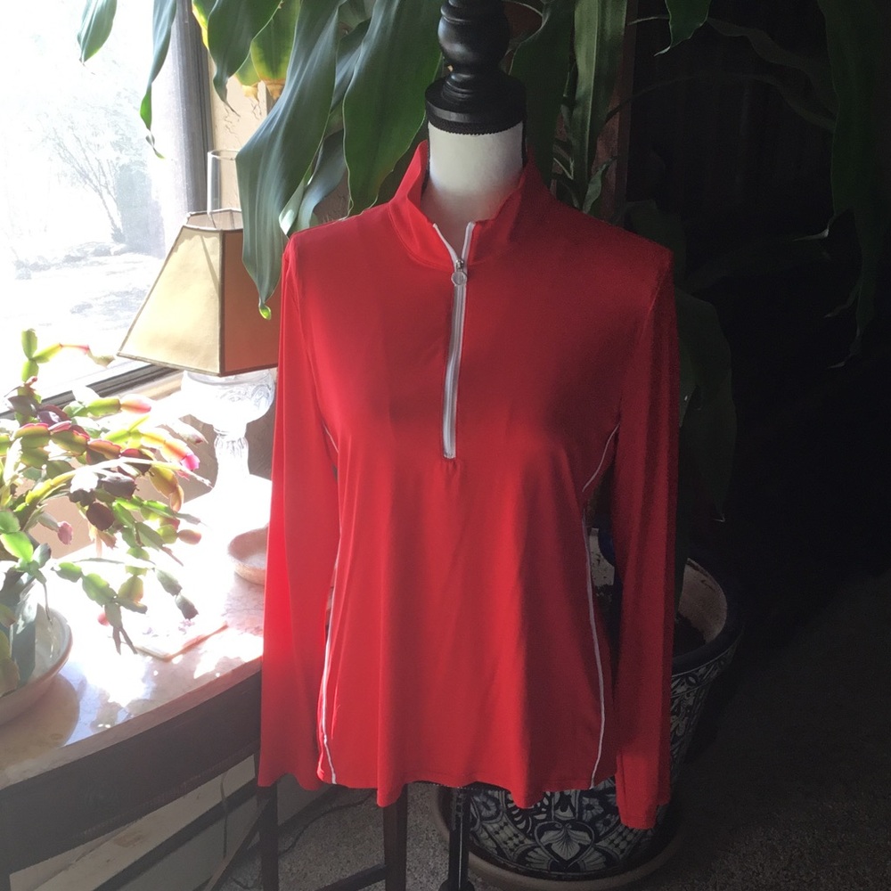 NWOT Kinona Long Sleeve Sport Top